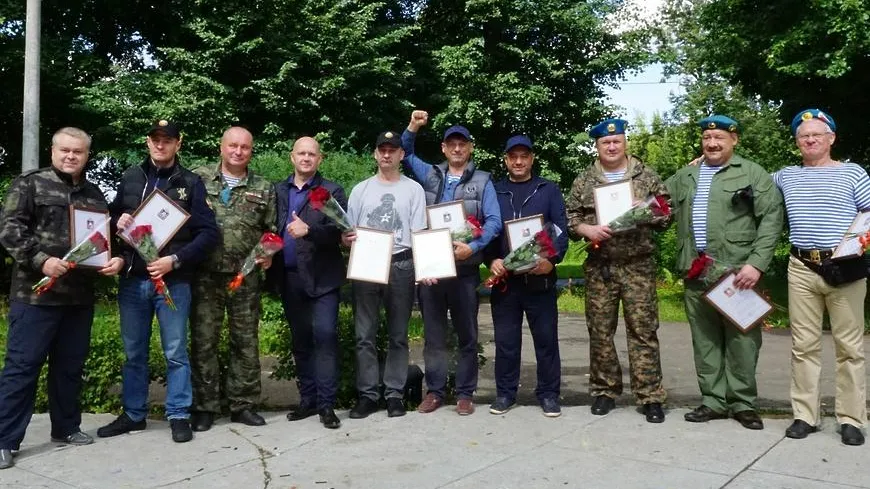 Дипломы Мособлдумы вручили 10 активистам Подольска ко Дню ВДВ