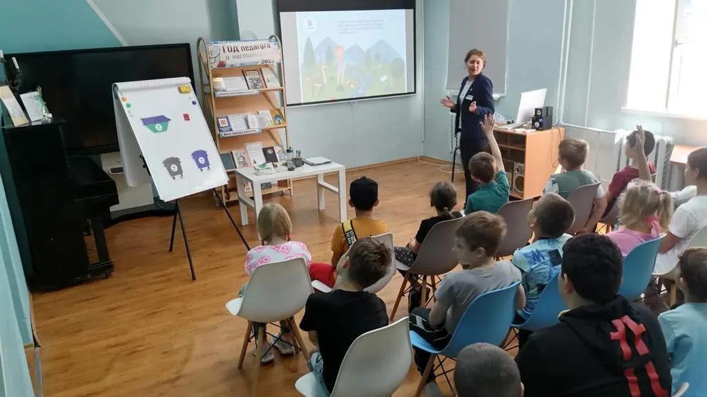 Регоператор «Хартия» провел экоурок для ребят из отряда «Смайл» летнего лагеря в Балашихе