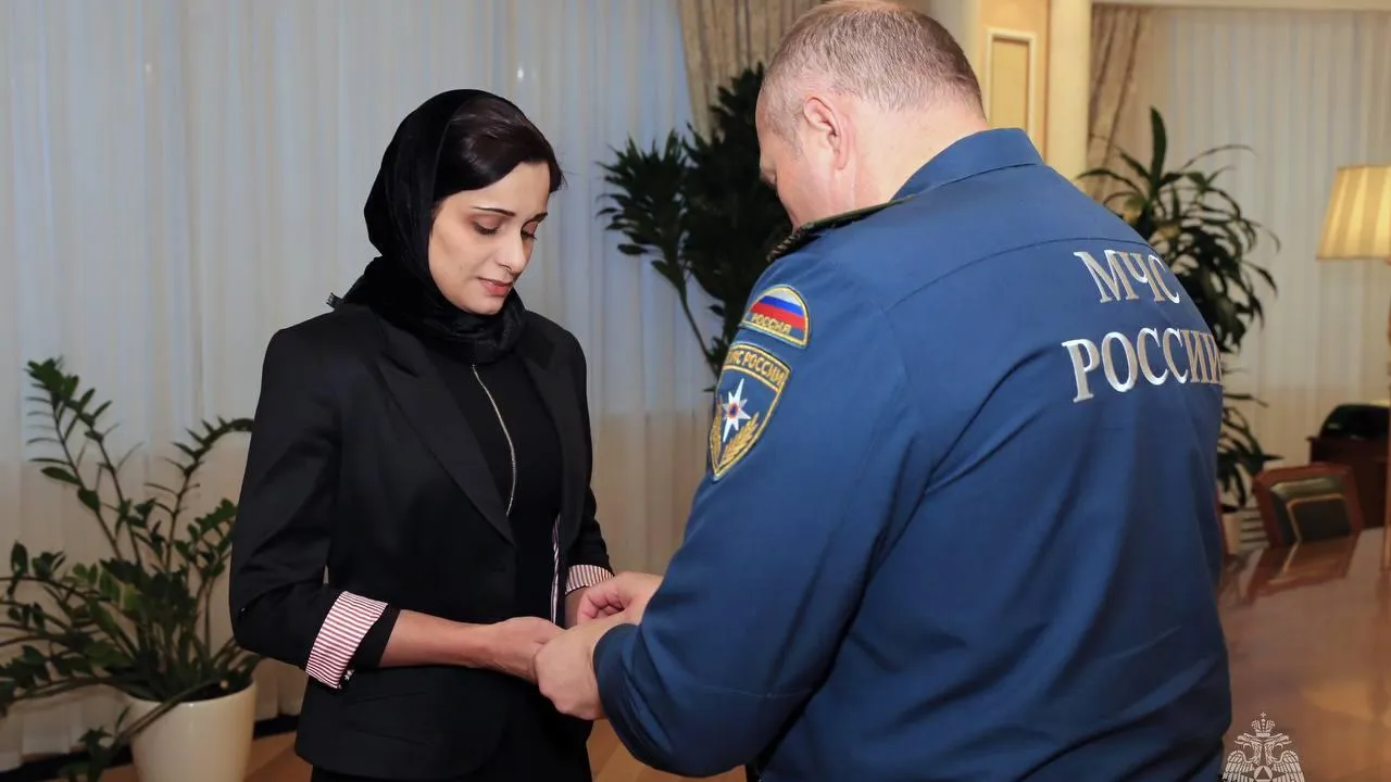 Глава МЧС вручил награды семьям погибших под завалами дома в Балашихе спасателей