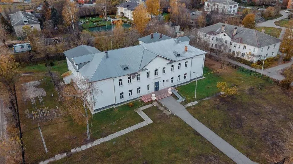 В Орехово-Зуевском округе приступили к капремонту 2 корпуса «Демиховского лицея»