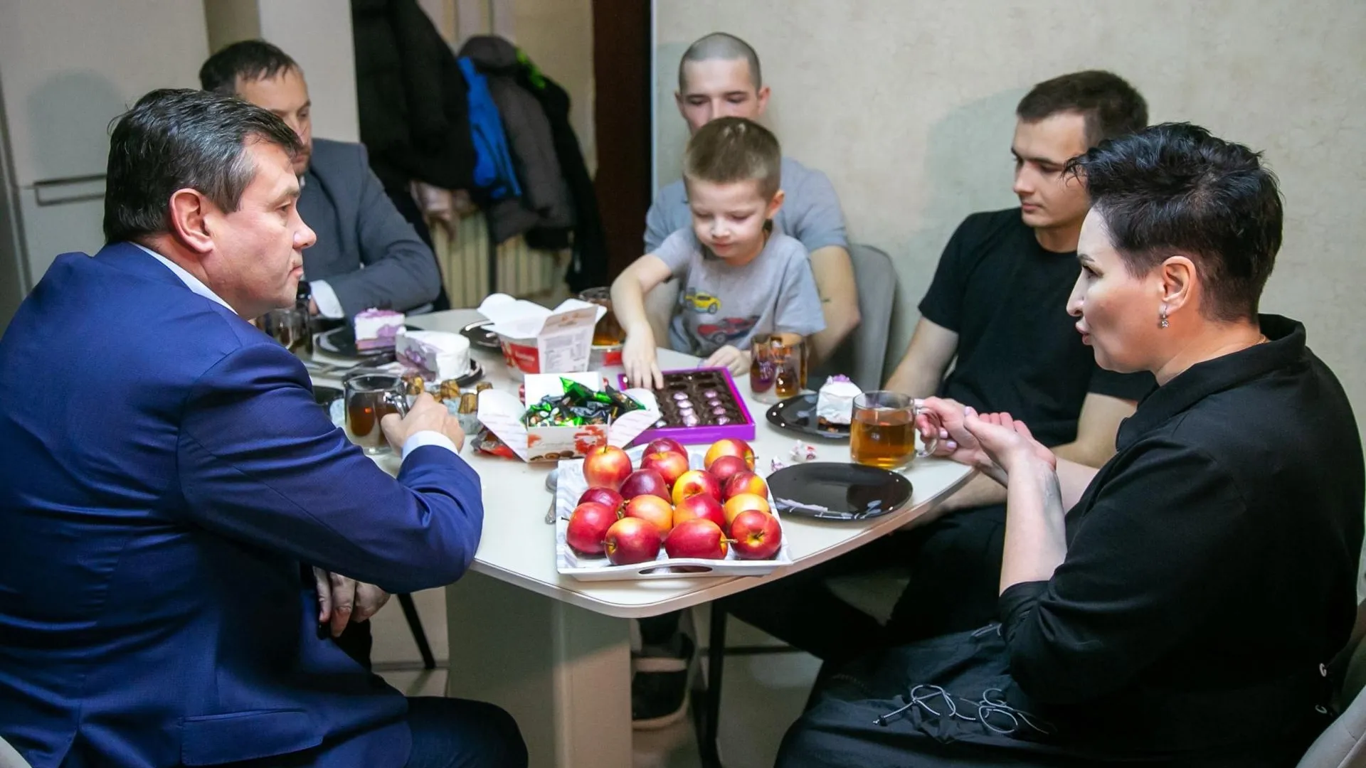 Многодетная семья с 10 детьми в Коломне получила дом по жилищному сертификату
