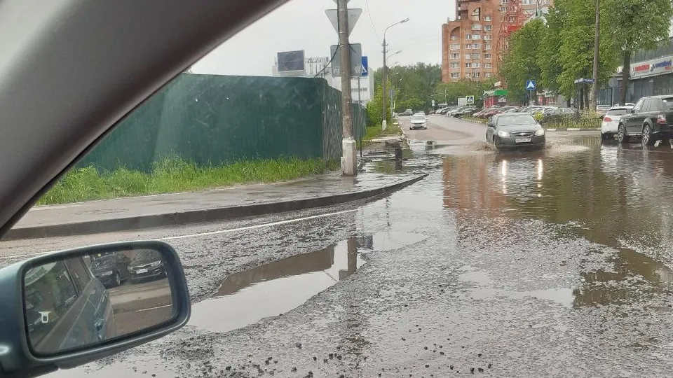 Подтопление на проезжей части у Горьковского шоссе в Балашихе устранят по просьбе жителя