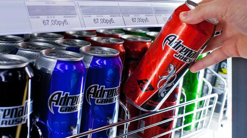 Житель Подмосковья сидел на «энергетиковой диете» и заработал подагру