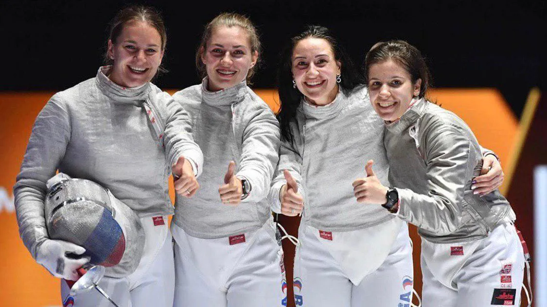 Подмосковные фехтовальщицы завоевали золото и серебро на чемпионате мира в Будапеште