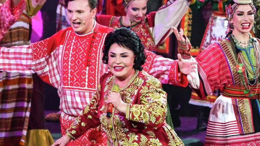 Надежда Бабкина отказалась от шикарного застолья на Новый год