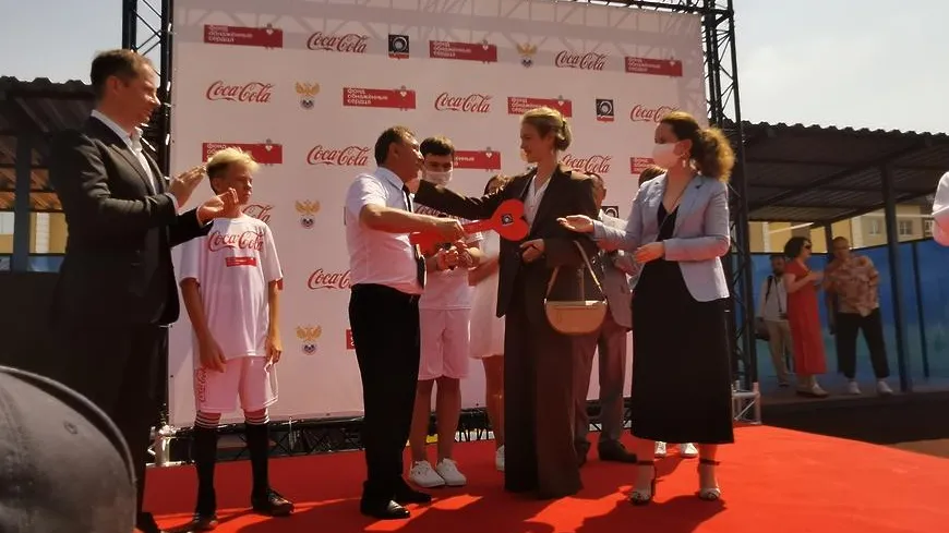 Наталья Водянова открыла инклюзивную спортплощадку в Королеве