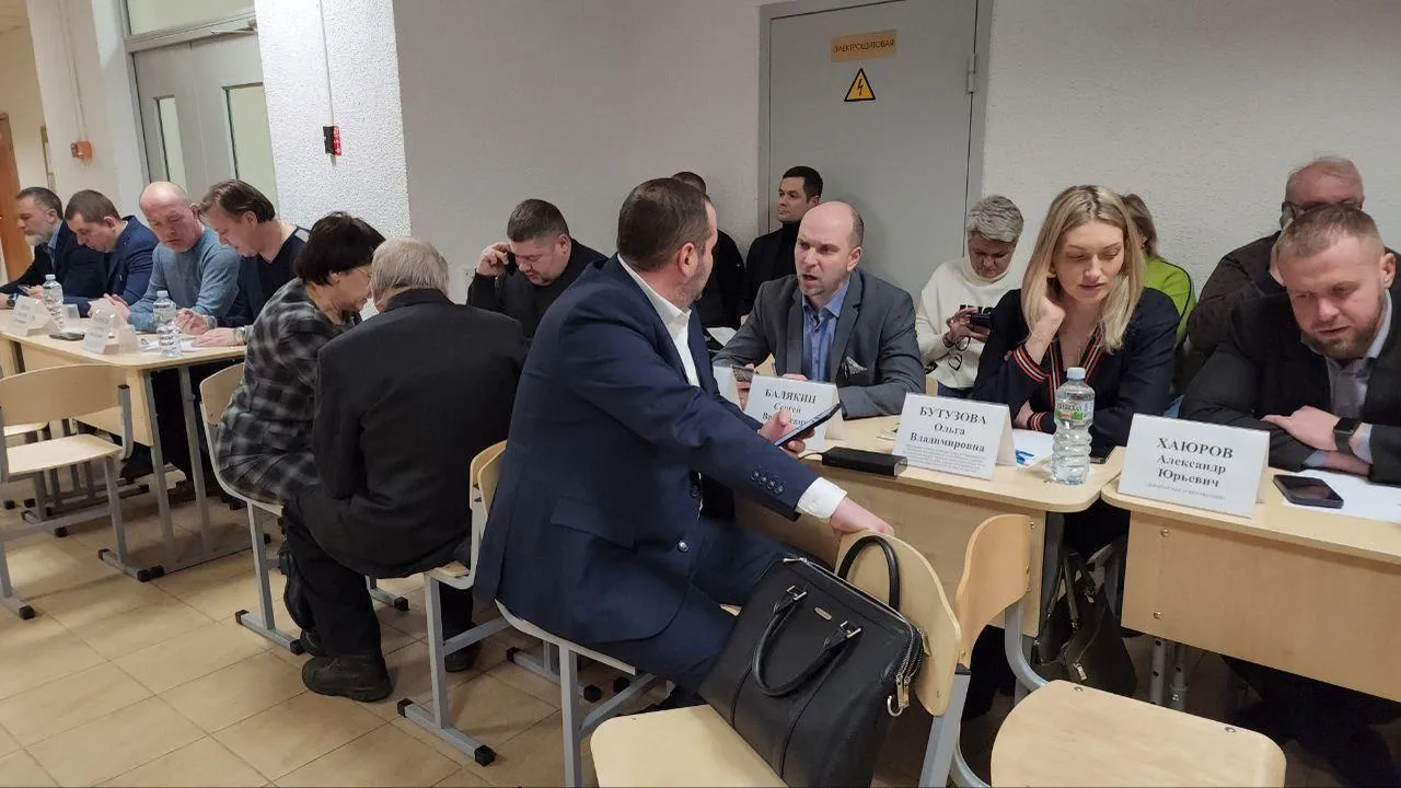 В Мытищах жители встретились с представителями власти