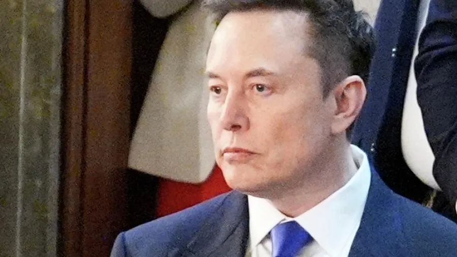 Forbes: Маск снова потерял статус триллионера из-за акций SpaceX