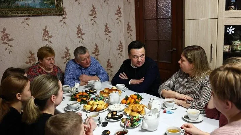 Воробьев пообещал помочь семье из Домодедова с проведением газа в дом