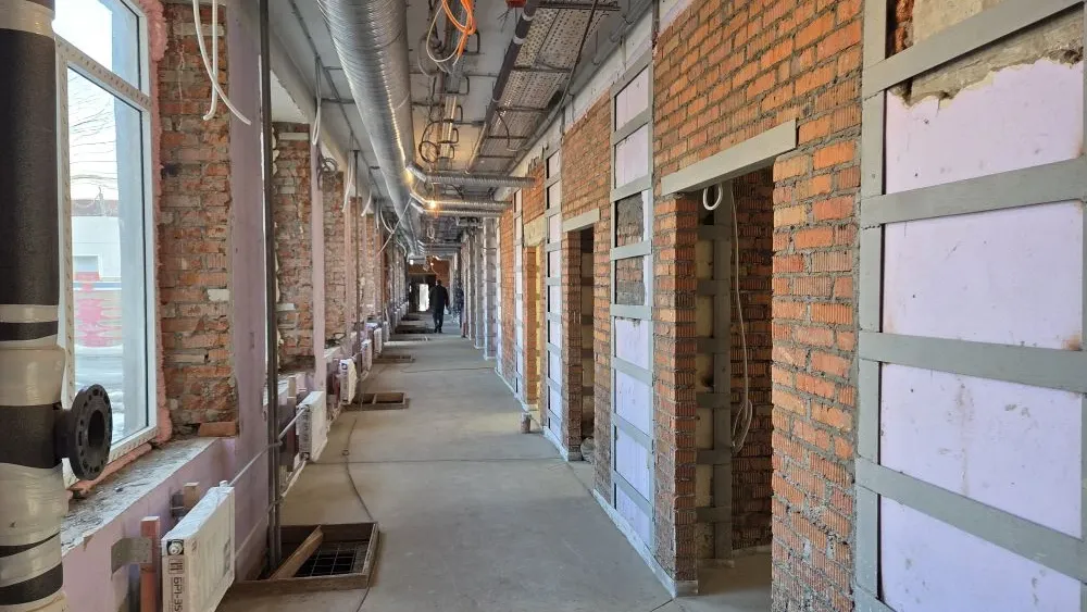 В Щелкове Подмосковья капремонт школы №21 завершили на 33%