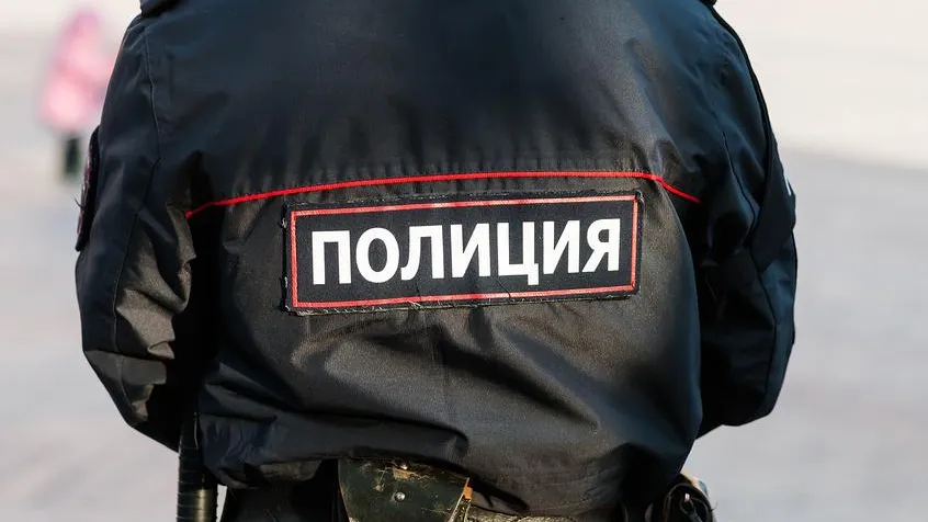 Урок безопасности провели сотрудники ГАИ в одной из школ Ленинского округа