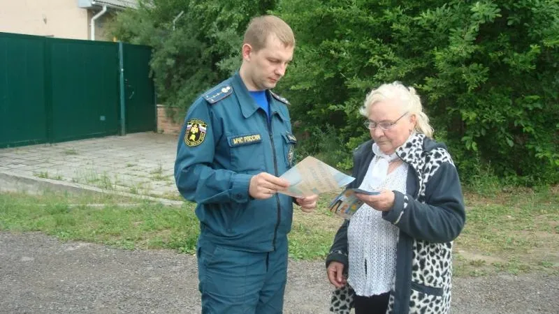 Более 1,2 тыс специалистов в Подмосковье проводят ежедневные рейды против бытовых пожаров