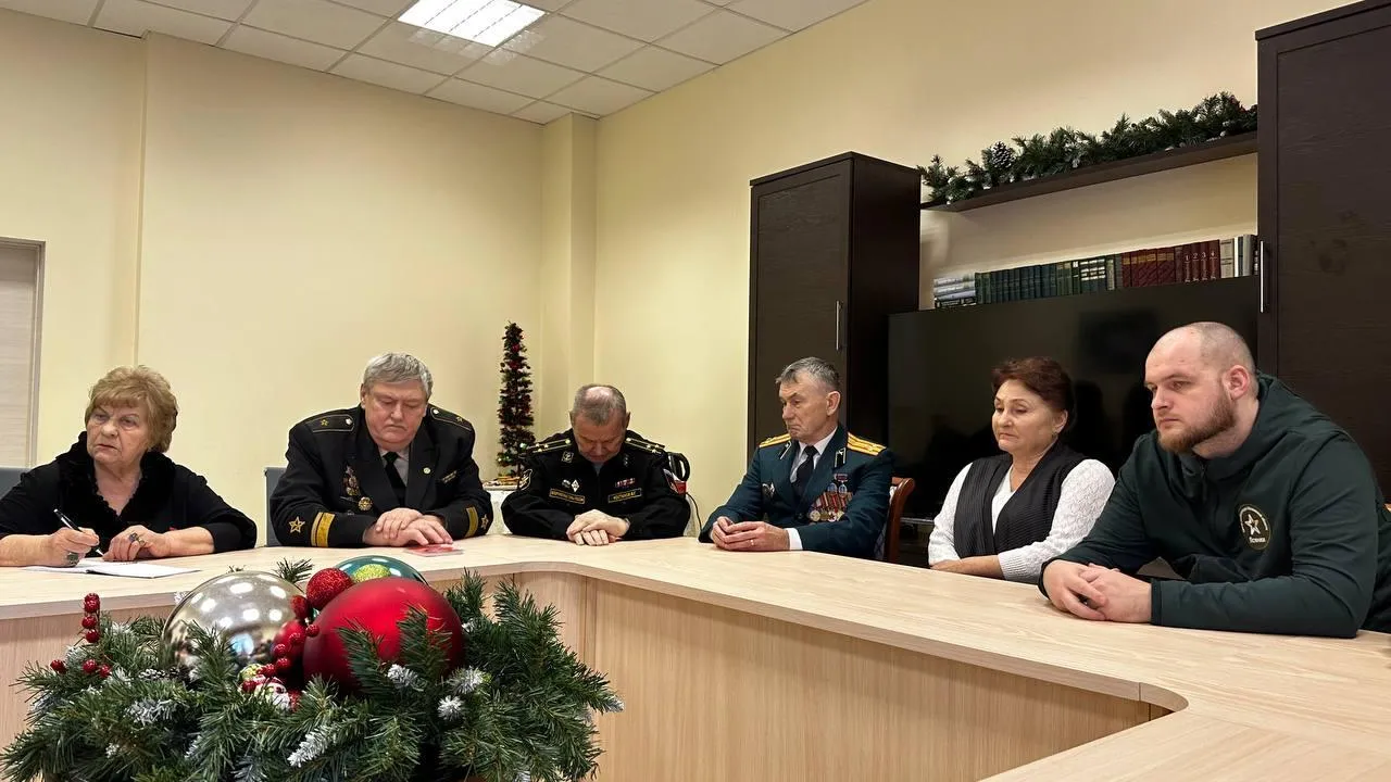 В Подмосковье прошла встреча ветеранов Подольска с участниками СВО