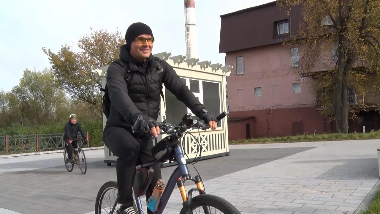 В Клину в сквере «Купеческий» провели мастер-класс по ремонту велосипедов