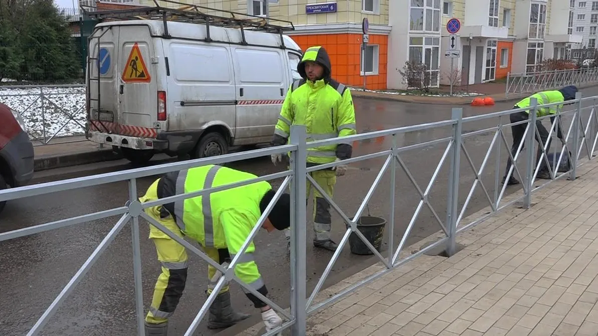 Безопасность движения повысили у новой школы в подмосковном поселке Голубое