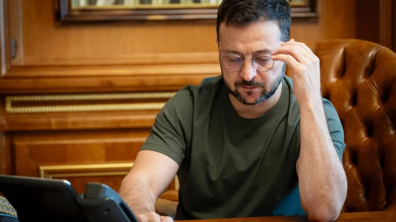 Политолог: «план победы» Владимира Зеленского выглядит абсурдным