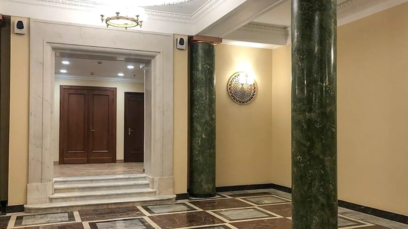 Правое крыло здания МИД отреставрировали в Москве