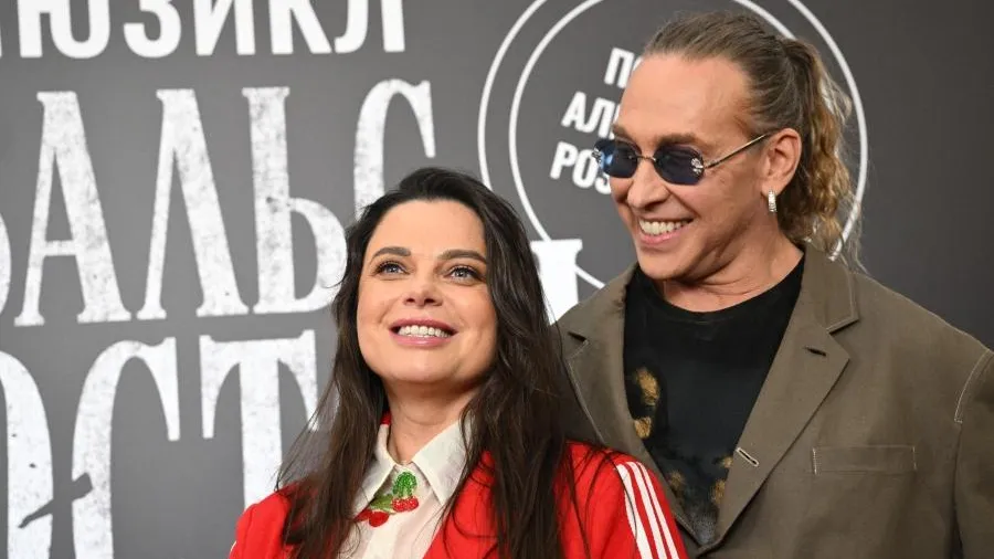 Тарзан публично унизил Наташу Королеву