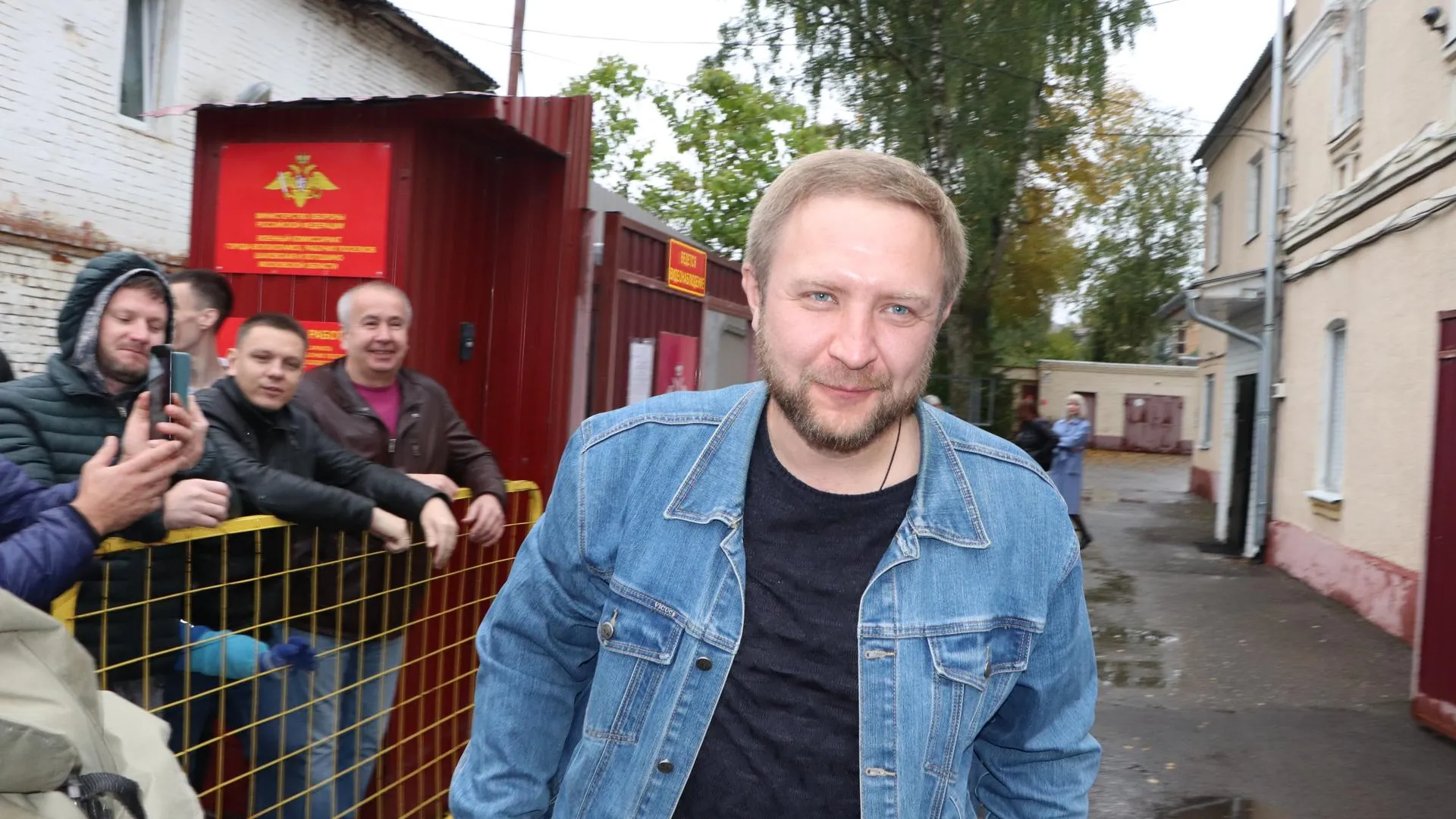 Советник главы Волоколамского округа отправился добровольцем в армию