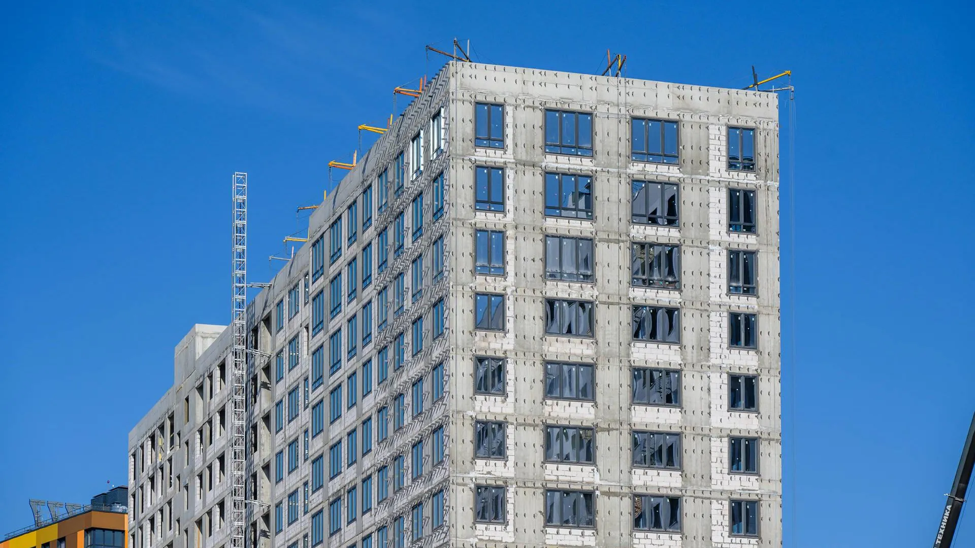 В Химках начали фасадные работы в ЖК «Новый Зеленоград»