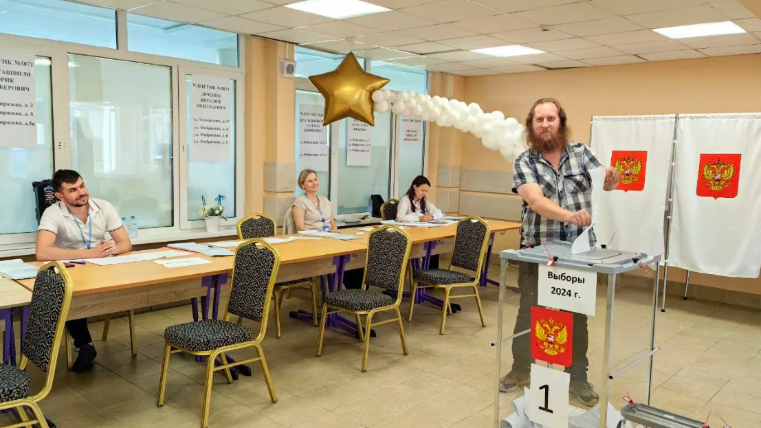 В Мытищах проголосовал секретарь первичного отделения № 48 Сергей Калинов