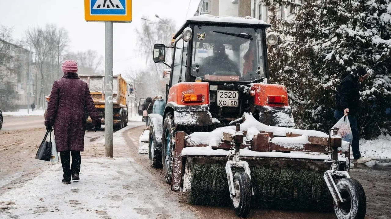 Дорожные службы Подмосковья перешли на зимнее содержание дорог