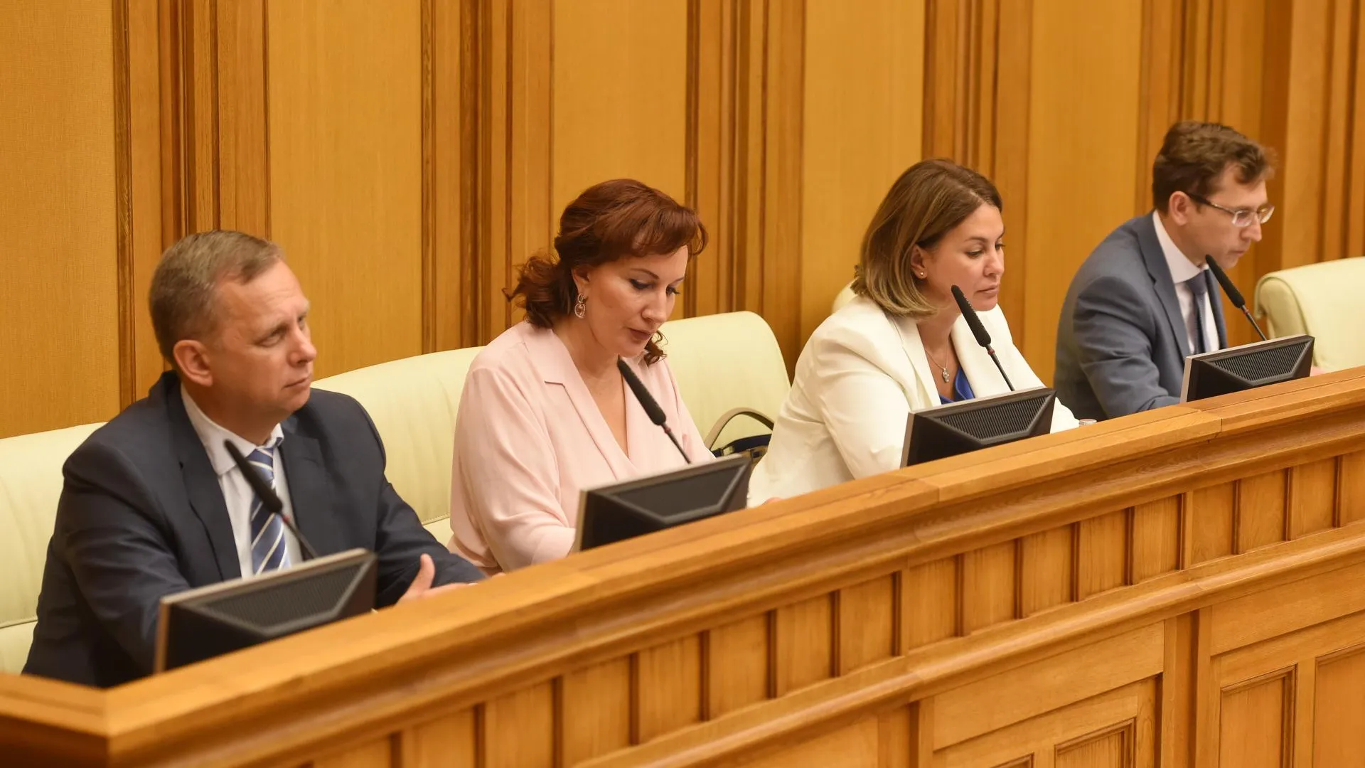 Мособлдума расширила круг лиц, которые могут стать членами административных комиссий