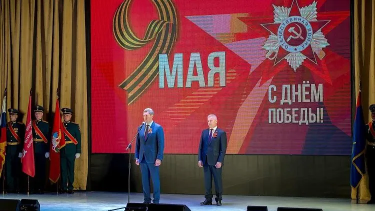 Ветеранов ВОВ поздравили с наступающим Днем Победы в Подольске