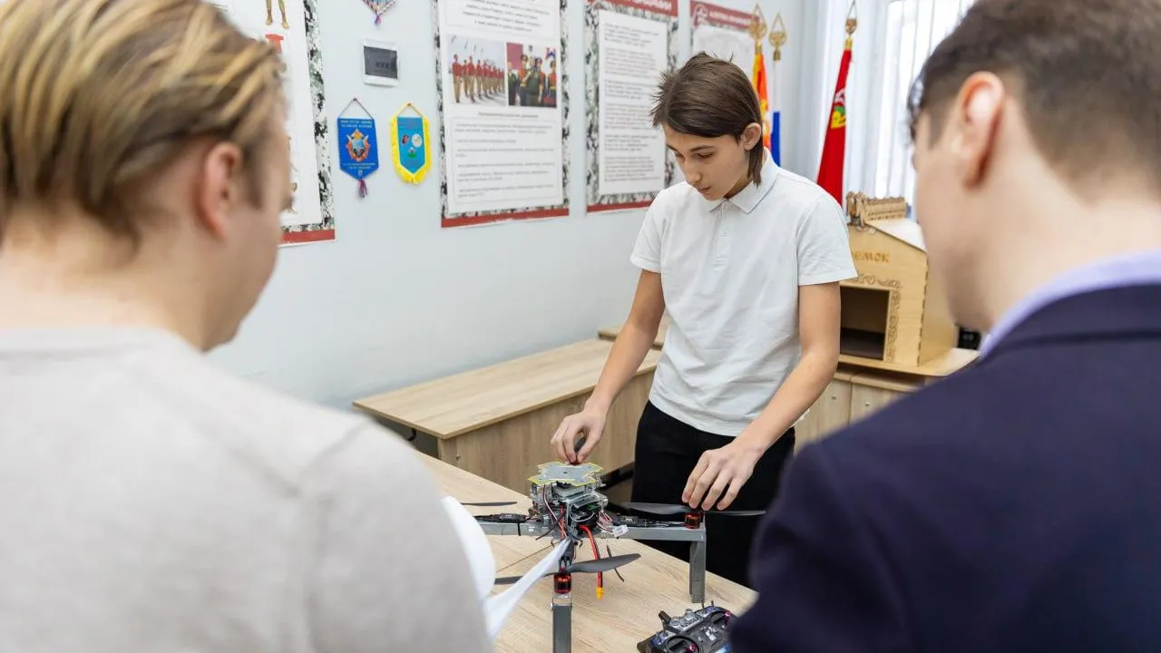 Школьники Орехово-Зуевского округа представили проекты на конкурсе научно-технического творчества