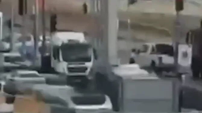 Трупы на дороге: боевики открыли огонь по автобусу в Иерусалиме