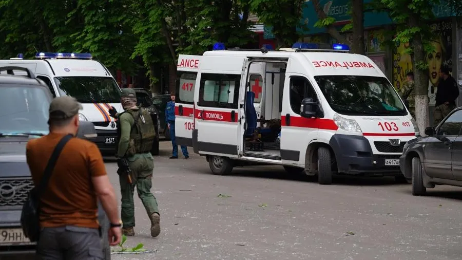 Девочка из Луганска назвала Макрона военным преступником