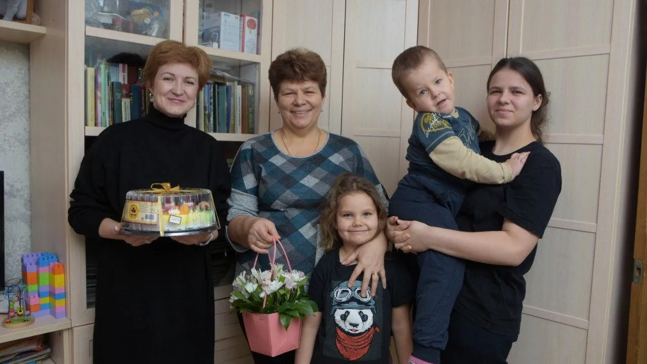 В Наро-Фоминском округе поздравили многодетную семью