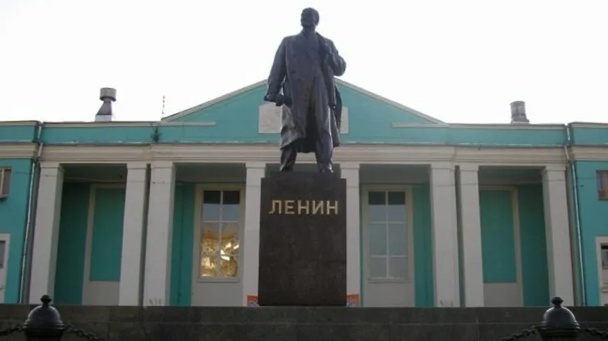 Памятник Ленину отремонтируют в микрорайоне Климовск Подольска