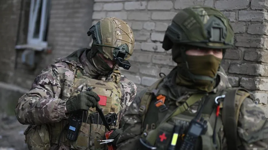 Боец ВСУ выхаживал российского военного, который взял его в плен