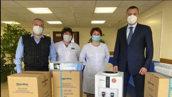 Кулеры для воды передали поликлинике в поселке Нахабино Красногорска