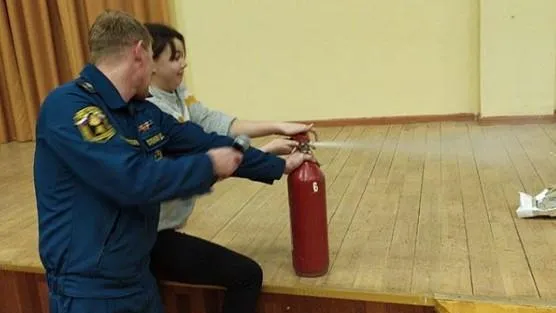 Учащимся Балашихи напомнили правила противопожарной безопасности в преддверии Нового года
