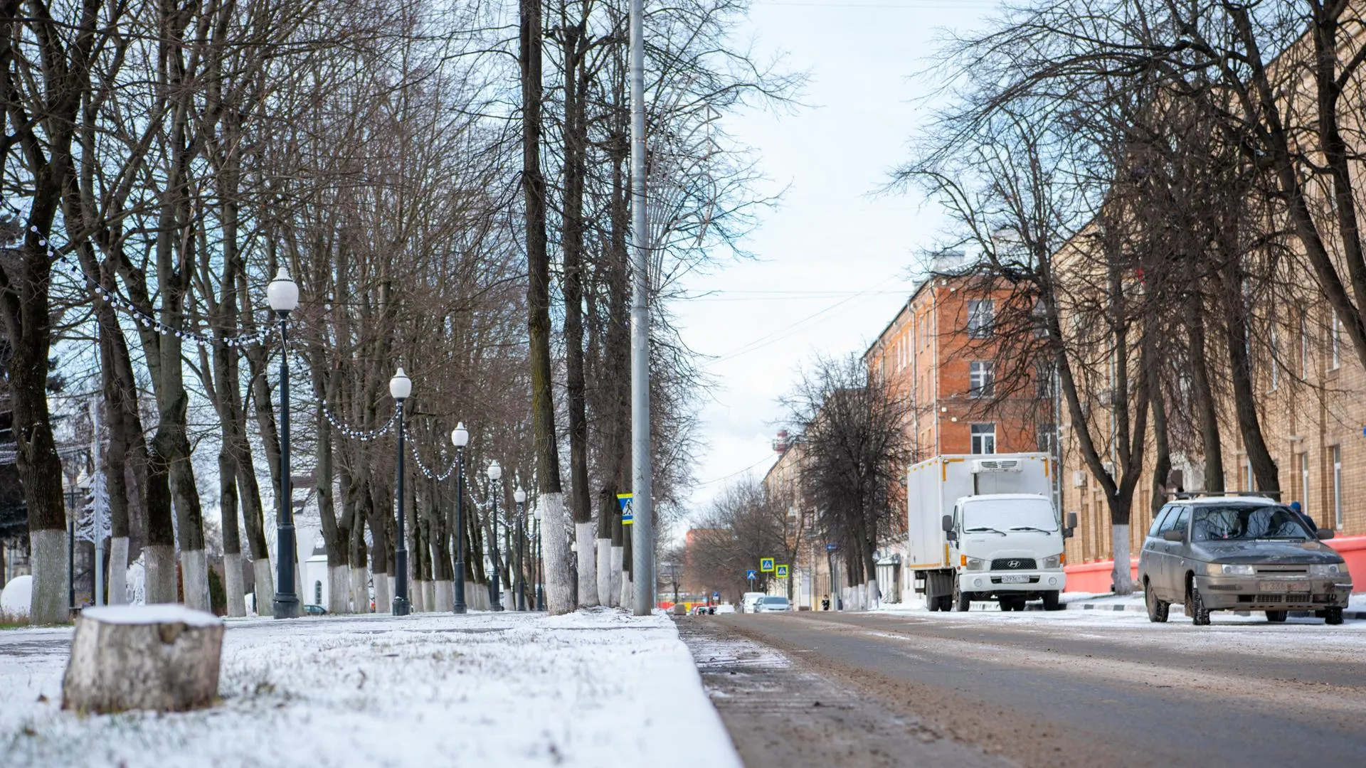 Все автомобильные дороги в Балашихе обработали от гололеда