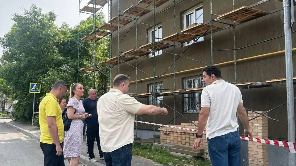 Капитальный ремонт дома в Солнечногорске завершат к августу