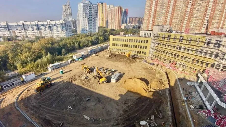 Стройготовность образовательного комплекса «Полет» в Красногорске составила 55%