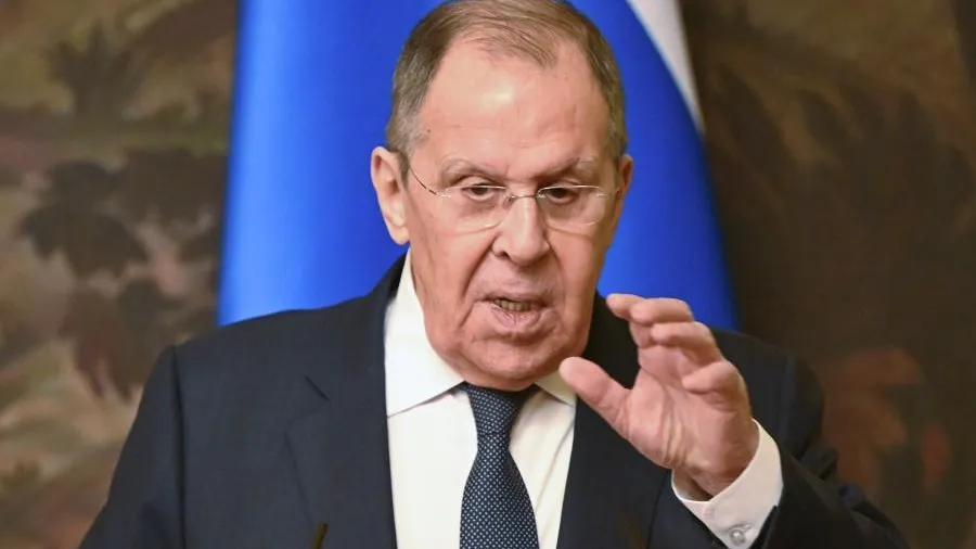 Лавров: Макрон и Мерц окончательно утратили здравый смысл