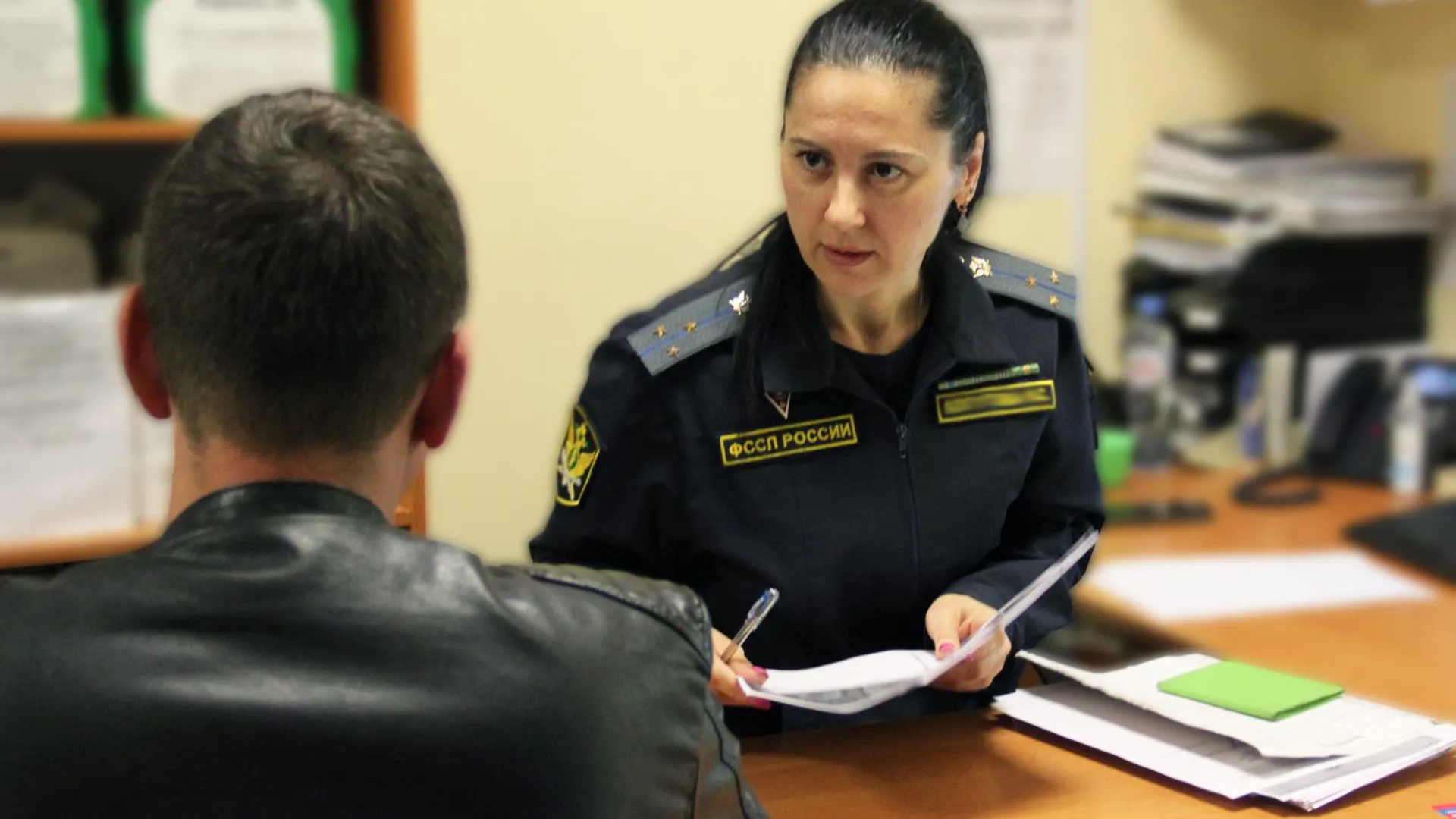 Судебные приставы Подмосковья взыскали 15,4 млн рублей долга