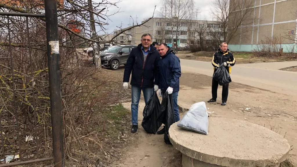 Сотрудники Госадмтехнадзора очистили более 5 тыс кв м земли в Егорьевске в ходе субботника
