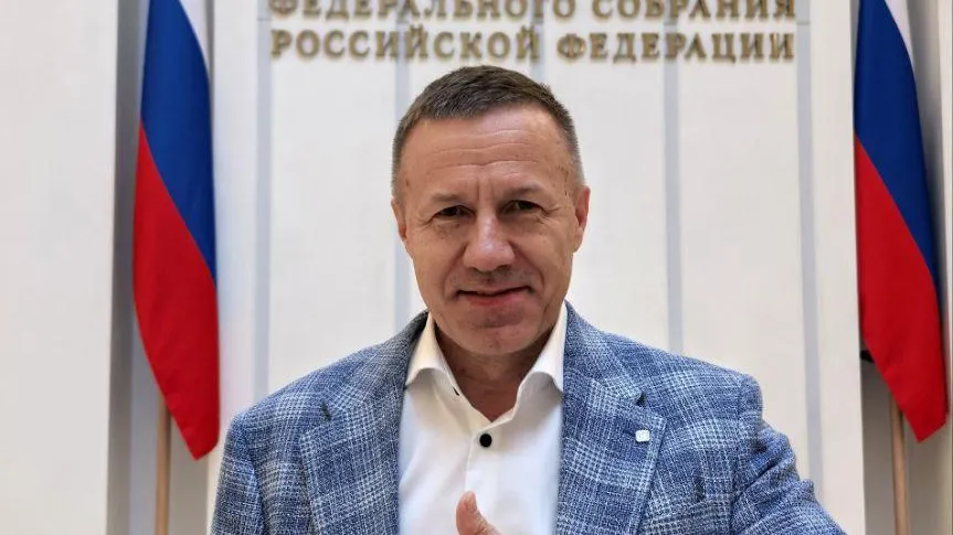 Автоэксперт Кадаков призвал полицию разбираться с клонированием номеров