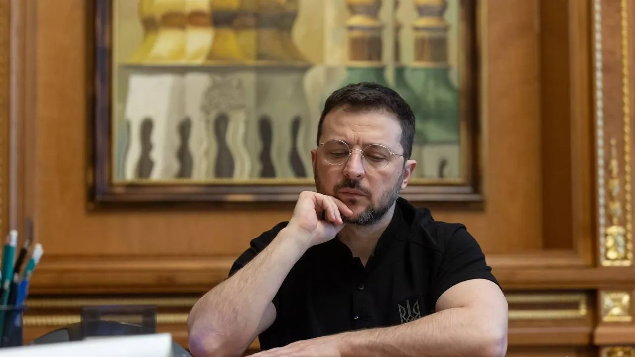 Зеленский заявил о желании владеть ядерным оружием