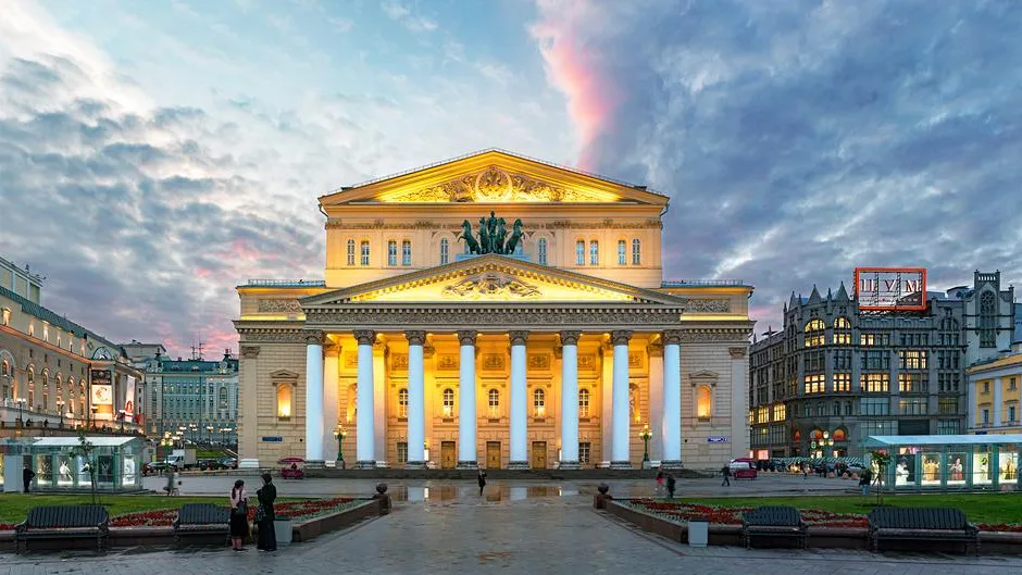 Большой театр изменил правила продажи билетов в связи со случаями спекуляции