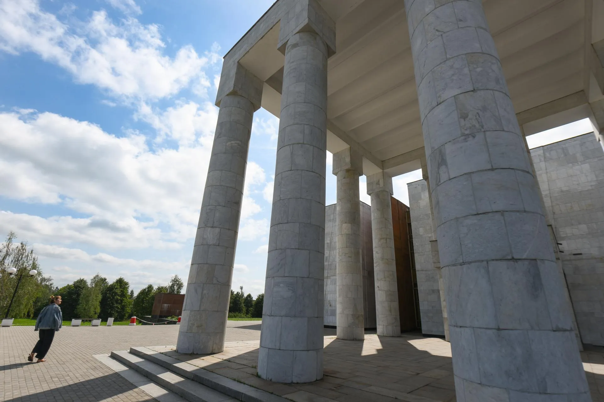 Александр Манзюк