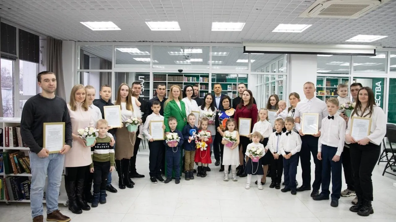 Молодые семьи из Дмитровского городского округа получили субсидии на покупку квартир