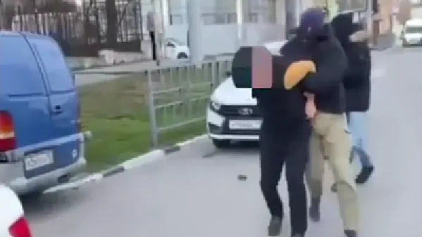 Опубликовано видео предотвращения теракта на военном аэродроме на Кубани