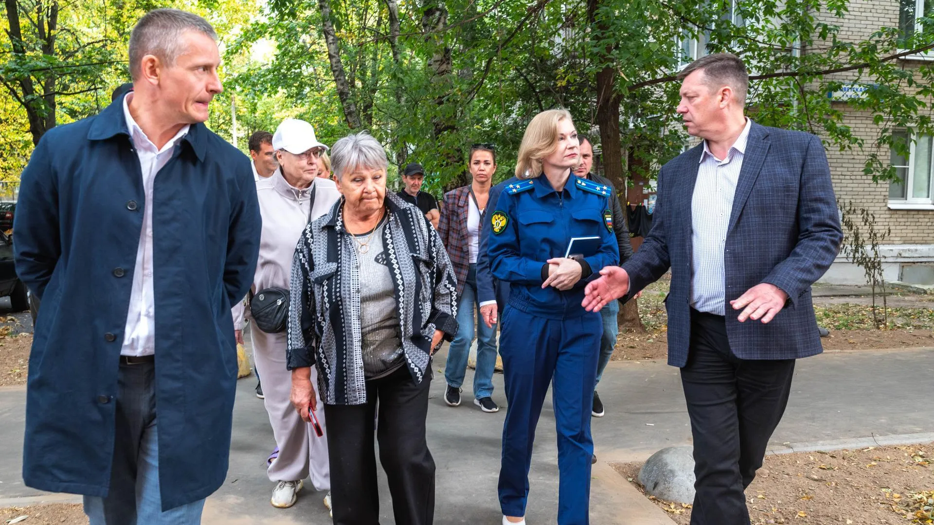 Прокуратура проверила благоустройство дворов в Реутове
