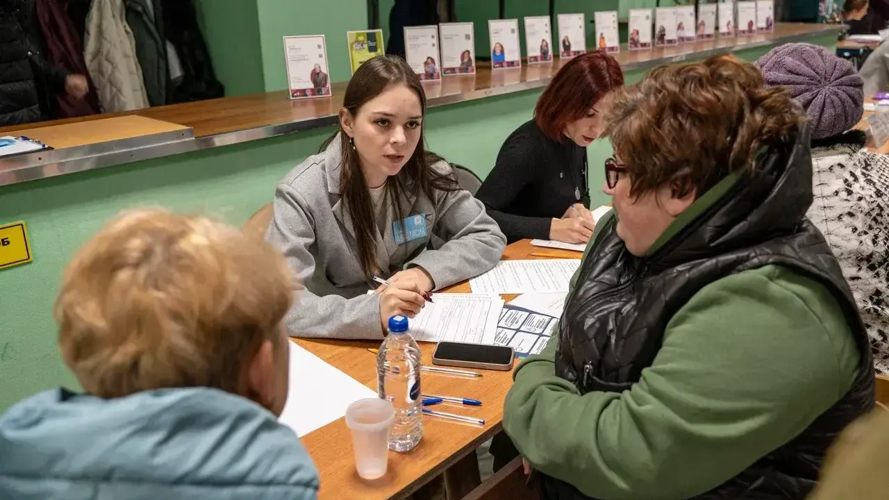 Около 100 жителей Домодедова обсудили с властями вопросы дорог, транспорта и ЖКХ